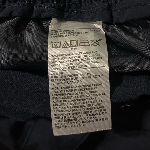 Banana Republic Soft Cargo Joggers, size Large - Picture 4 of 9